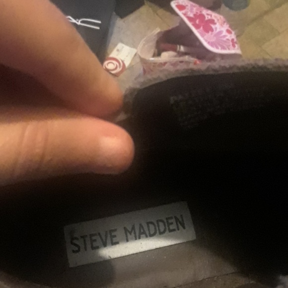 Short boots - Picture 2 of 2